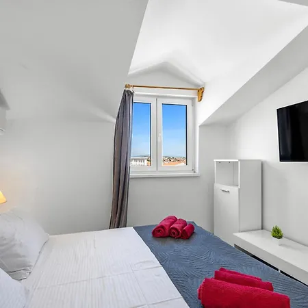 Lovely In Apartman *